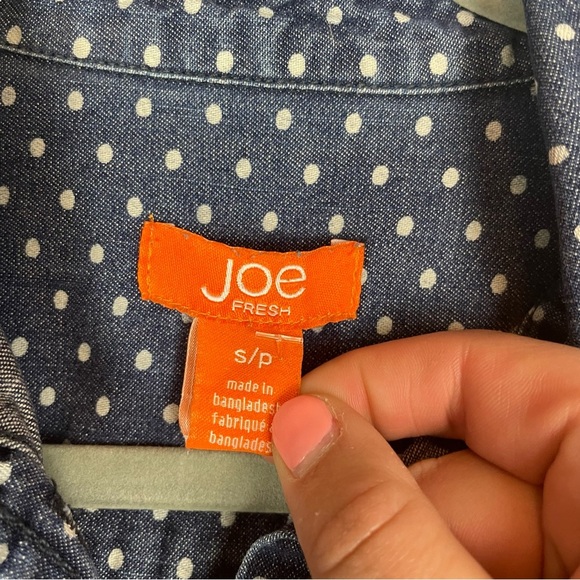 Joe Fresh Navy Blue Polka Dot Button-Down Shirt Women’s Small S/P - Picture 5 of 5